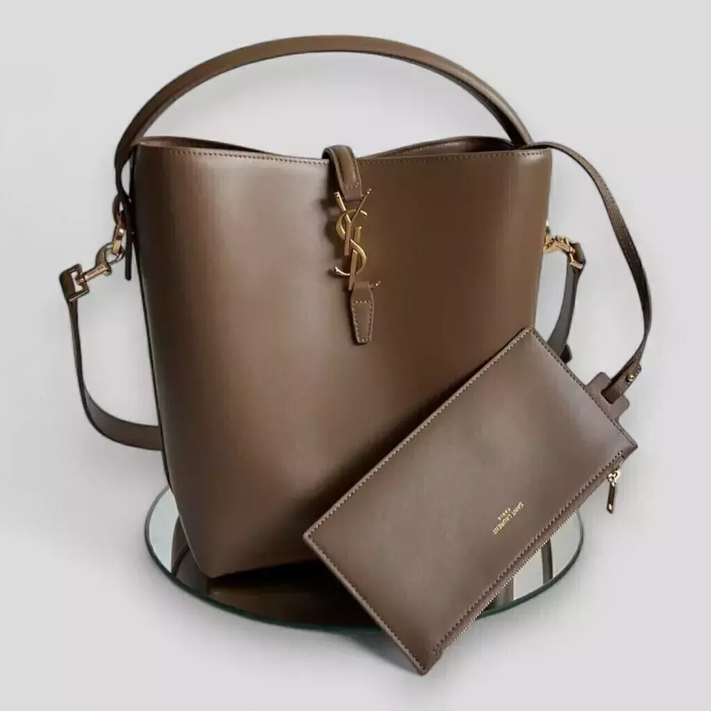 SAINT LAURENT LE 37 BUCKET BAG IN GLOSSY LEATHER