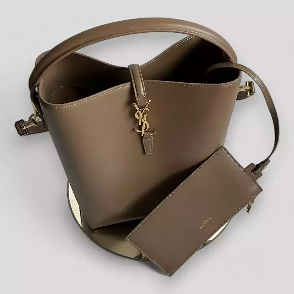 SAINT LAURENT LE 37 BUCKET BAG IN GLOSSY LEATHER