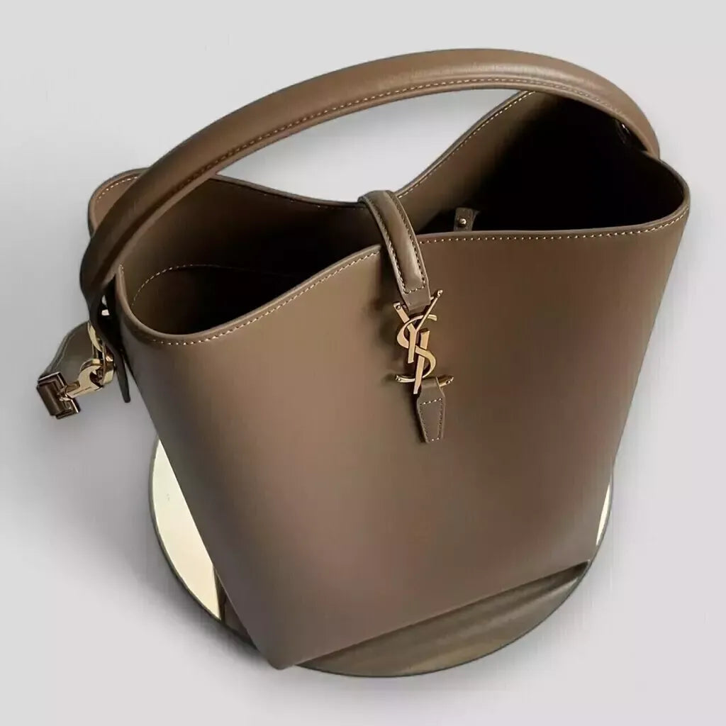 SAINT LAURENT LE 37 BUCKET BAG IN GLOSSY LEATHER