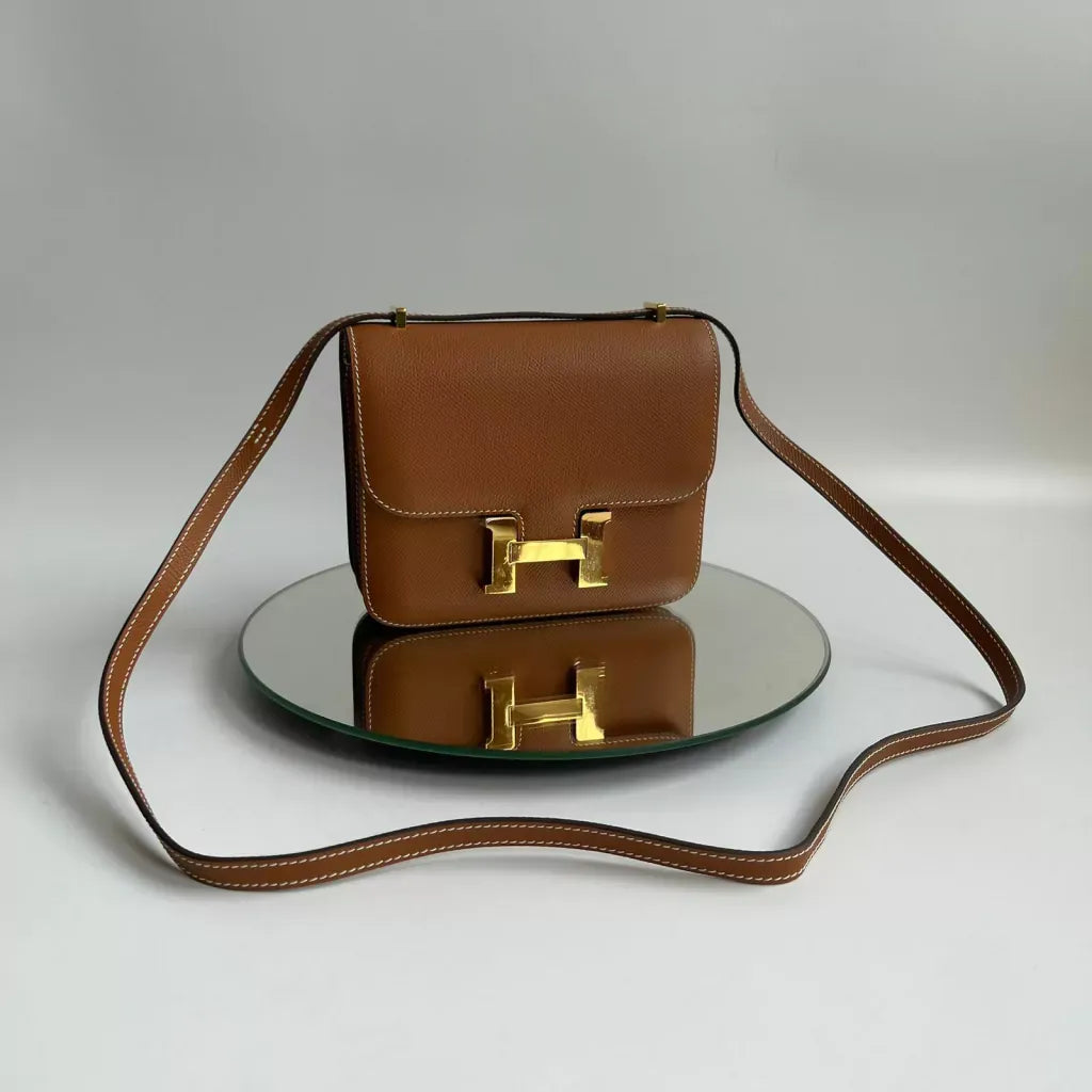 HERMÈS CONSTANCE 18 HANDBAG MADE OF EPSOM CALF-SKIN LEATHER