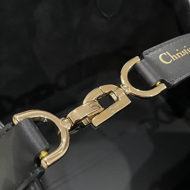 DIOR MEDIUM-SIZED HANDBAG